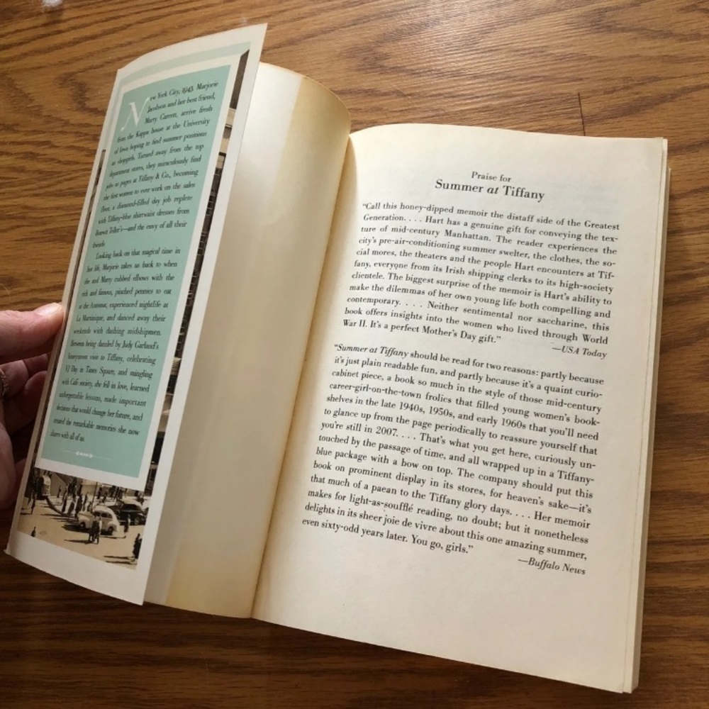 2 Books - Picture 7 of 8